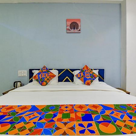 Fabhotel Code Surat Zewnętrze zdjęcie
