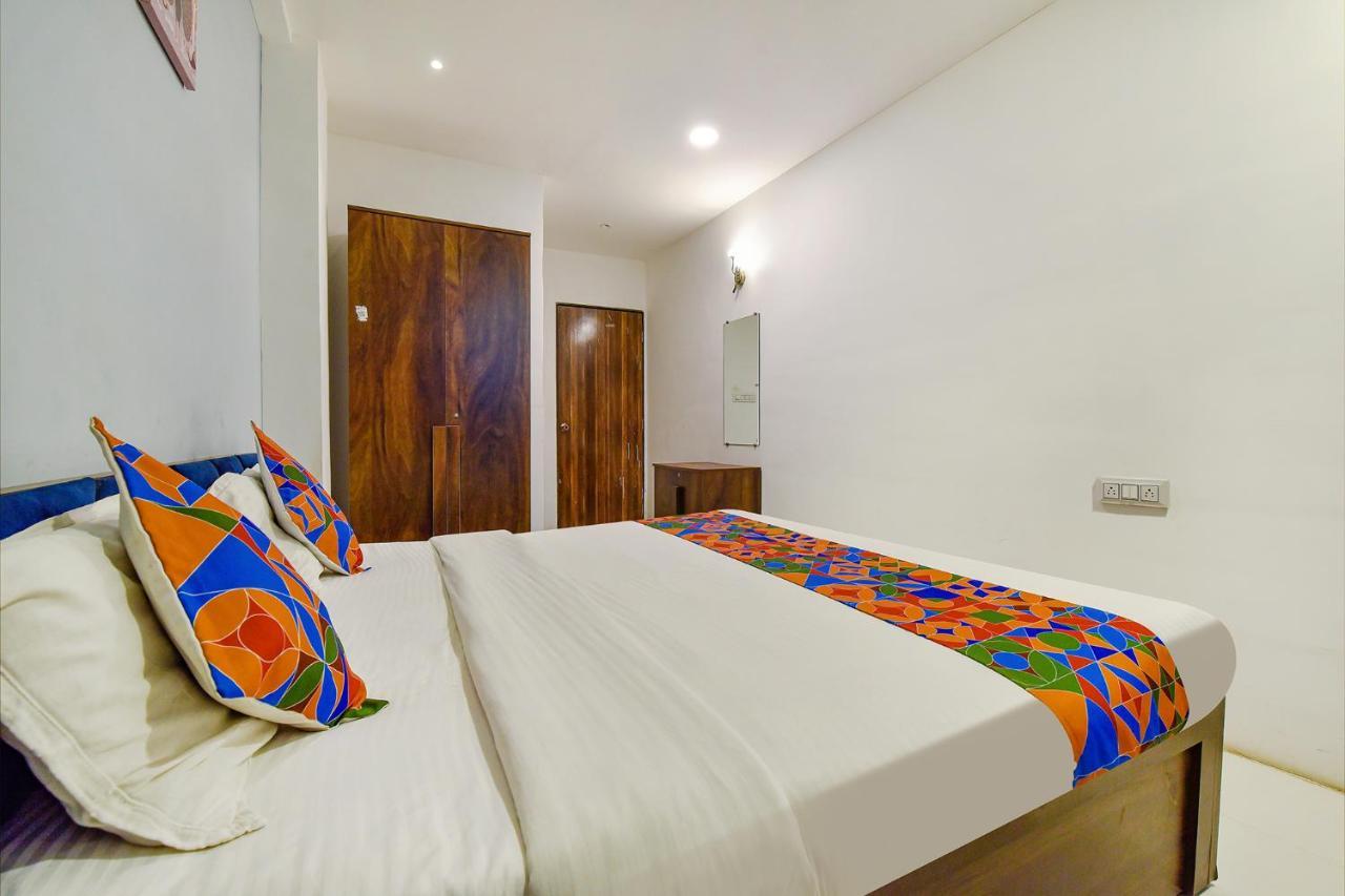 Fabhotel Code Surat Zewnętrze zdjęcie