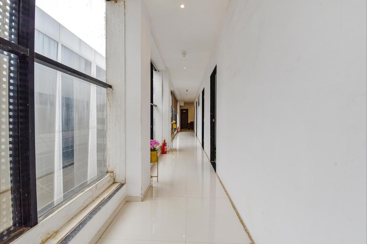 Fabhotel Code Surat Zewnętrze zdjęcie